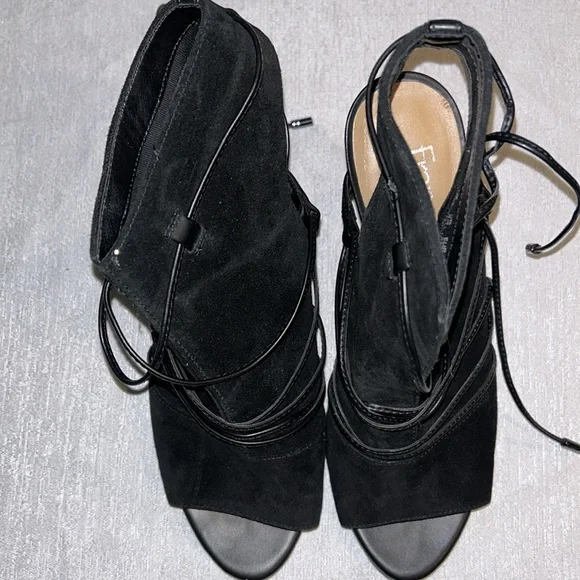 Franco Sarto Women’s ‘Quinera’ Peep Toe Sandal Bow Tied Shoes Size 7.5 - Picture 6 of 12